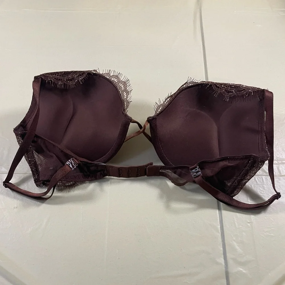Victoria's Secret Deep Brown Lace Bra - Picture 9 of 15